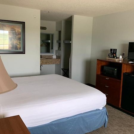 Oyo Hotel Pearsall I-35 West Dış mekan fotoğraf