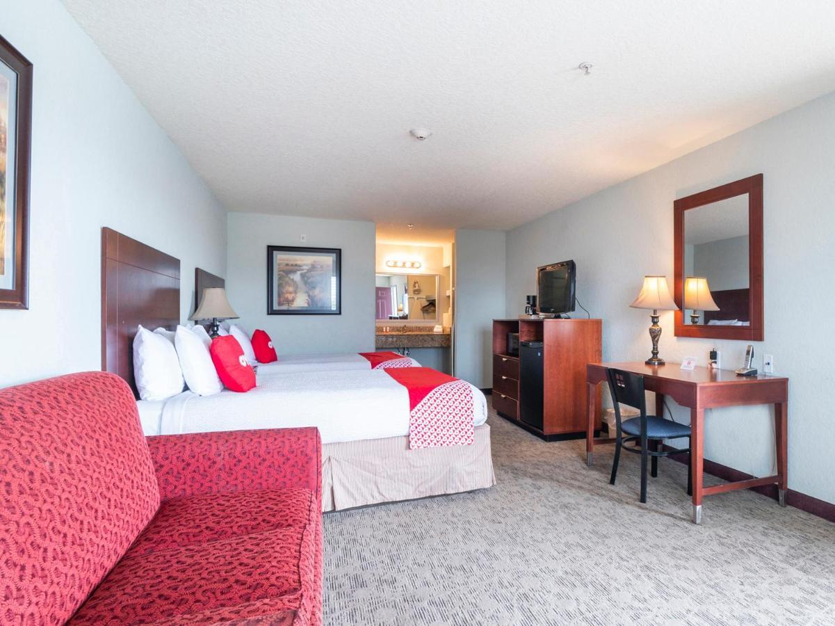 Oyo Hotel Pearsall I-35 West Dış mekan fotoğraf